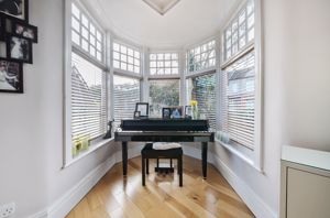 Dining Room shot 3- click for photo gallery